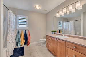Level 2 - Hall Bathroom