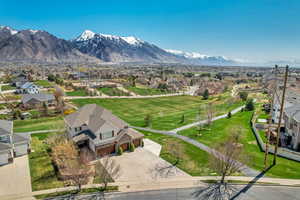 Aerial view featuring a mountain view and a residential view
