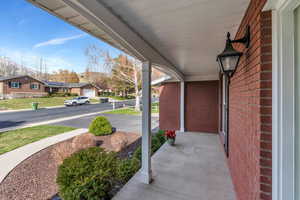 Front patio has view of quiet street