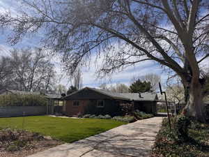 View of home's exterior