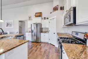 Photo 10 of 2155 E BLUE SKY DR