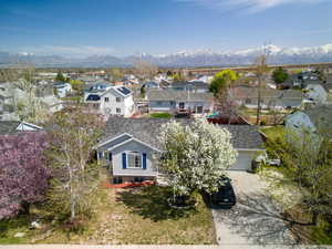 Bird's eye view with a mountain view and a residential view