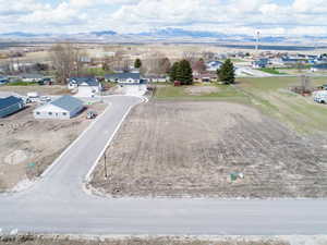 Drone / aerial view featuring a mountain view