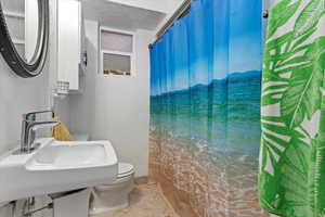 ADU Full Bath w/ Tub and Shower