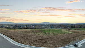View of mountain feature
