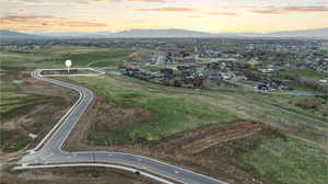 Aerial view with a mountain view