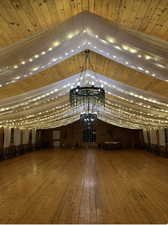 Building lobby with lofted ceiling