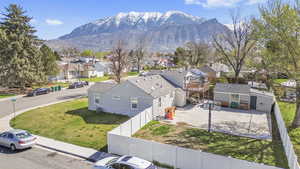 Bird's eye view with a mountain view and a residential view