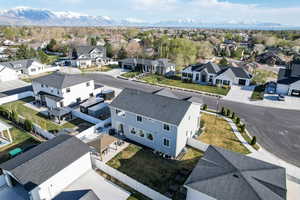 Aerial view featuring a residential view and a mountain view