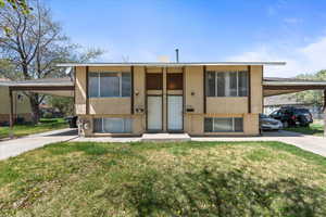 Legal duplex, at the end of a cul-de-sac