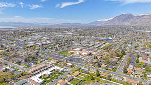 Bird's eye view featuring a mountain view
