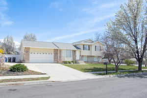 Photo 4 of 714 N 300 W
