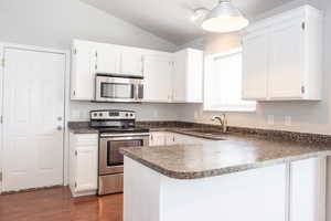 Photo 7 of 714 N 300 W