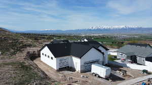 Bird's eye view featuring a mountain view