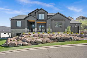 Photo 1 of 1137 E LEAMBRA LN
