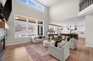 Photo 7 of 1137 E LEAMBRA LN