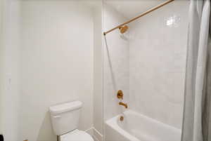 Photo 13 of 1094 W 2980 N