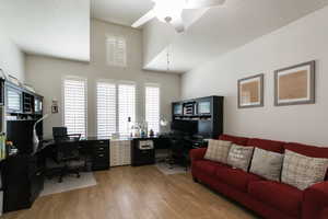 Photo 4 of 9928 S CASCADE PARK DR