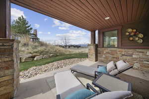 View of patio / terrace featuring an outdoor living space