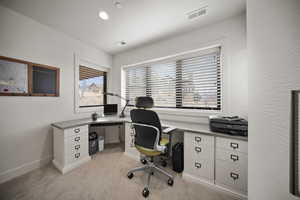 Office alcove