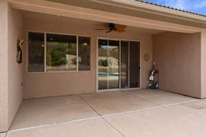 View of patio / terrace with a ceiling fan