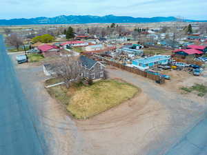 Bird's eye view with a mountain view