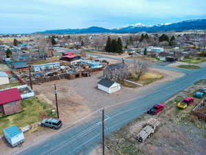 Bird's eye view with a mountain view