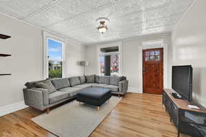 Photo 5 of 1038 E GARFIELD AVE