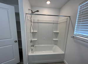 Full bathroom with washtub / shower combination