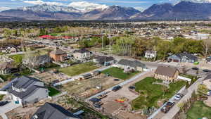 Aerial view featuring a mountain view and a residential view