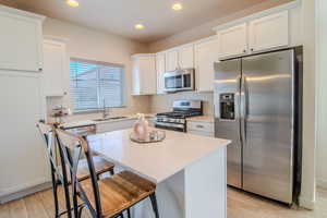 Photo 4 of 6068 N SHEPS RD