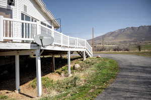 Access to wrap deck and front entrance