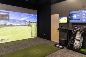 TRACK MAN golf simulator