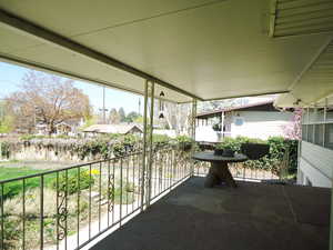 Photo 10 of 65 N 700 E