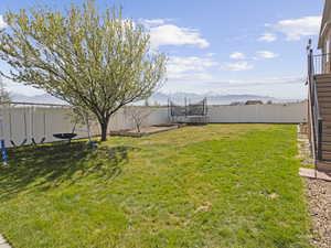 Large fenced backyard, flat, views of the Mtns.