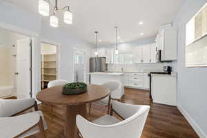Photo 5 of 43 S WALKER PL