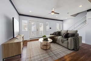 Photo 2 of 43 S WALKER PL