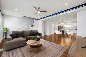 Photo 3 of 43 S WALKER PL