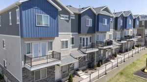 Photo 26 of 43 S WALKER PL