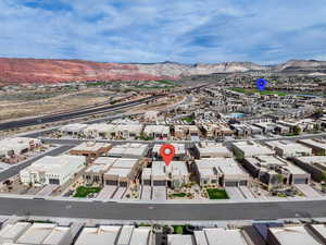 Bird's eye view with a residential view and a mountain view