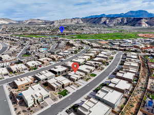 Aerial view with a residential view and a mountain view