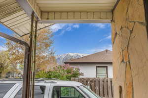 AMAZING mountain views from the front porch!