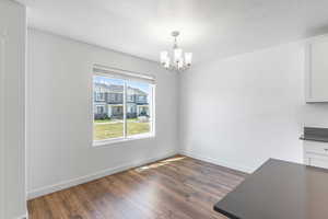 Semi-formal dining room