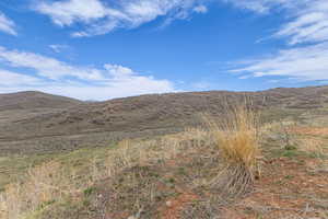View of mountain feature