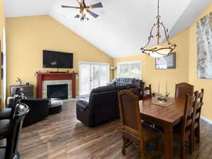 Photo 11 of 1004  URI LN