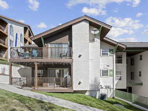 Photo 27 of 1004  URI LN