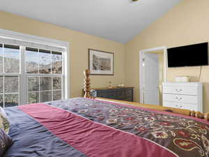 Photo 15 of 1004  URI LN