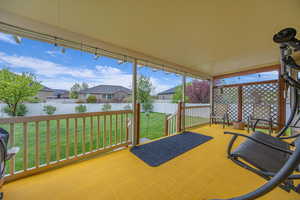 Photo 28 of 1097  DUNDEE CIR