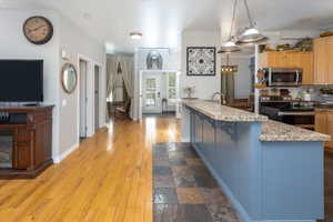 Photo 10 of 2248 E VIEW DR