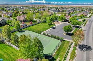 Drone / aerial view featuring a residential view